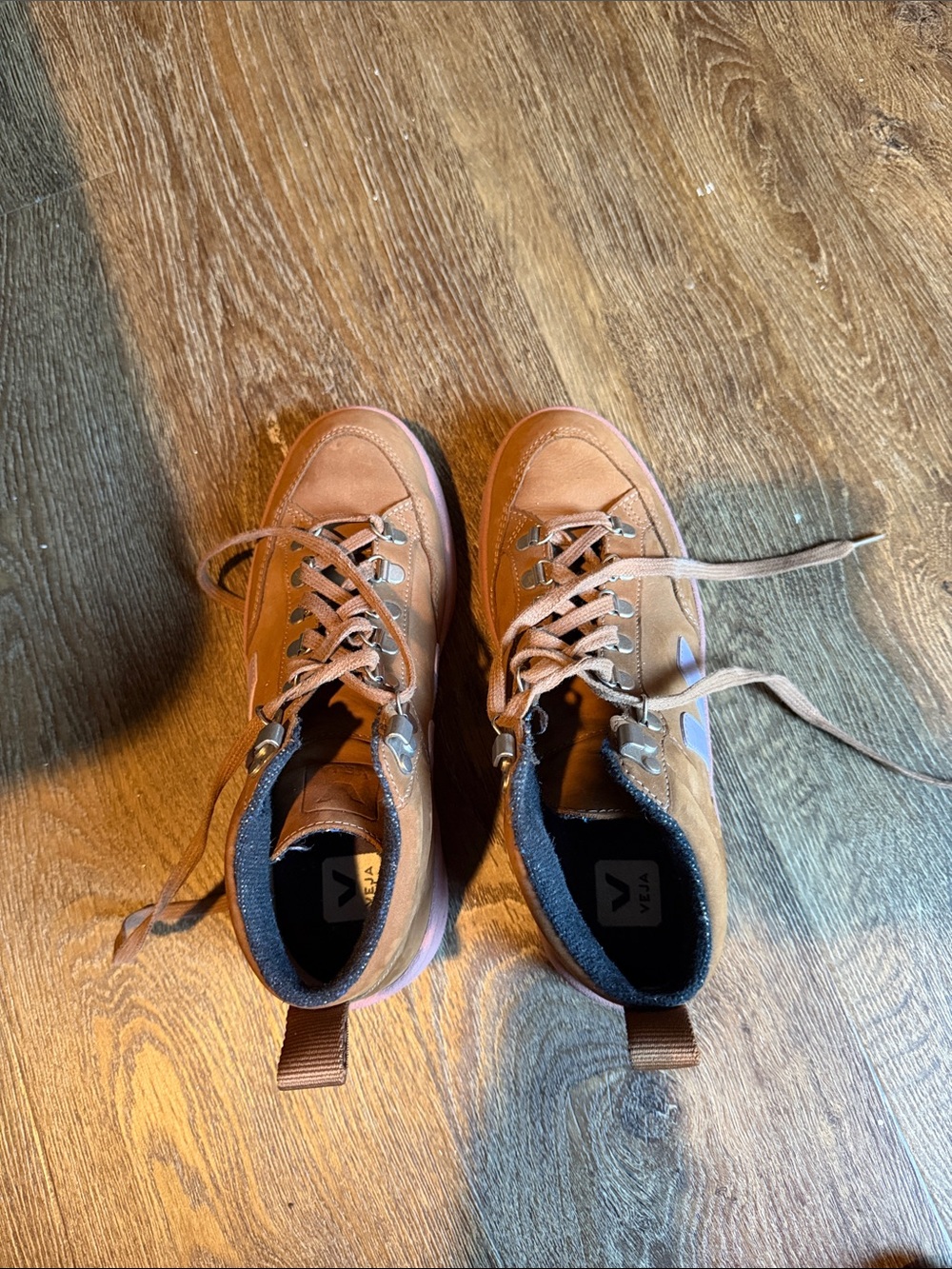 Veja Women's Tan Brown Chukka Boots